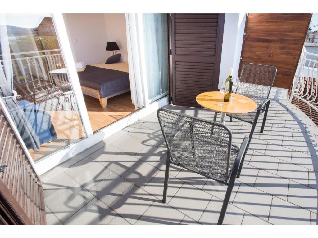 Lanterna Rooms Turanj Exterior foto